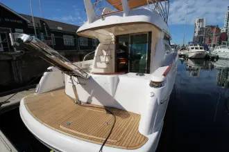 Thumbnail von Prestige 46 Flybridge