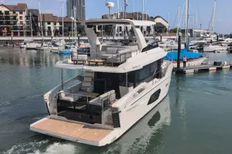 Thumbnail von Absolute Navetta 53