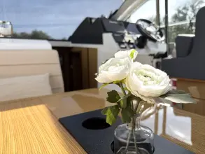 Thumbnail von Sealine C330 Fully Serviced April 2026