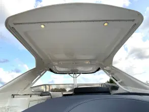 Thumbnail von Fountain 48 Express Cruiser Generator & Air Con