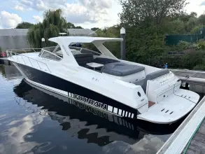 Thumbnail von Fountain 48 Express Cruiser Generator & Air Con