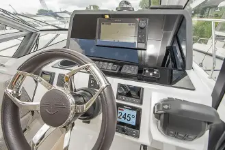 Thumbnail von Sealine C335 Available Now