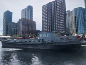 Dutch Barge Katwijker Forward