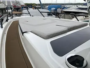 Thumbnail von Navan C30