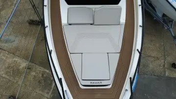 Thumbnail von Navan C30