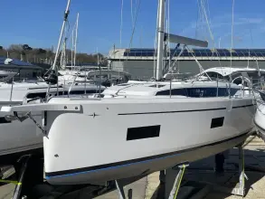 Bavaria C38