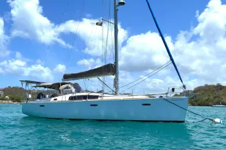 Beneteau Oceanis 43