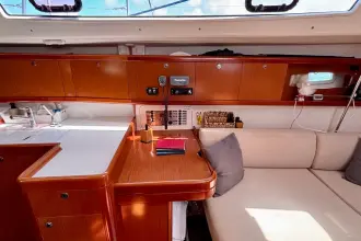 Thumbnail von Beneteau Oceanis 43