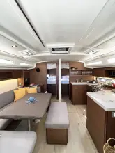 Thumbnail von Beneteau Oceanis 40.1 ESCAPE