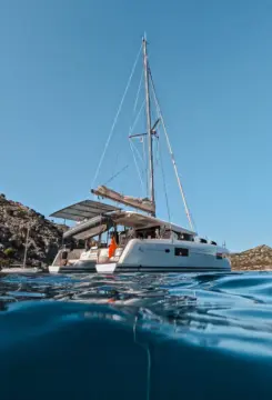 Lagoon 42
