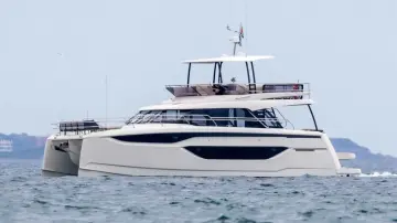 Prestige M48 M/Y SHI-SHI