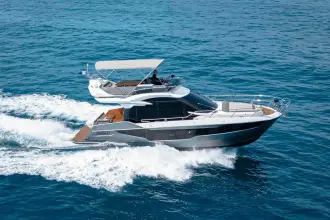 Thumbnail von Galeon 400 FLY