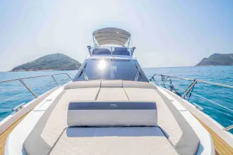 Thumbnail von Galeon 400 FLY