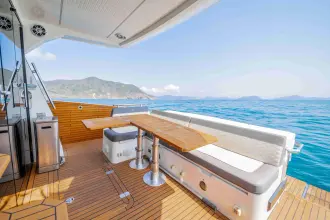 Thumbnail von Galeon 400 FLY