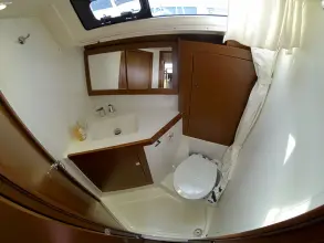 Thumbnail von Beneteau Oceanis 45