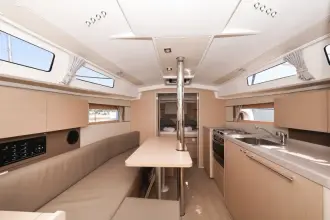 Thumbnail von Beneteau Oceanis 35.1