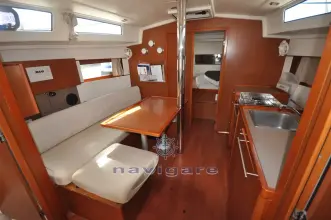 Thumbnail von Beneteau Oceanis 38.1