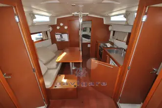 Thumbnail von Beneteau Oceanis 38.1