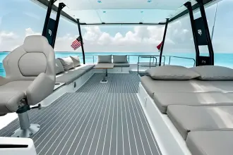 Thumbnail von Fountaine Pajot MY 6