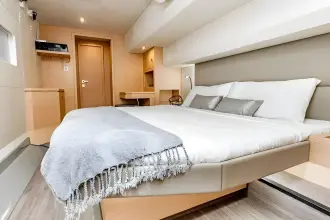Thumbnail von Fountaine Pajot MY 6