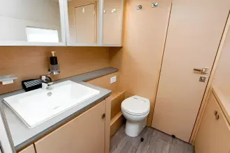 Thumbnail von Fountaine Pajot MY 6