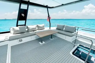Thumbnail von Fountaine Pajot MY 6