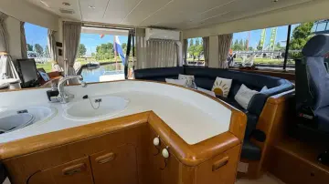 Thumbnail von Whitewater Wolfe 46 Flybridge