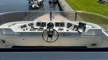 Thumbnail von Whitewater Wolfe 46 Flybridge
