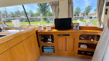 Thumbnail von Whitewater Wolfe 46 Flybridge