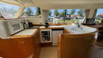 Thumbnail von Whitewater Wolfe 46 Flybridge