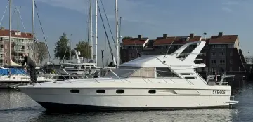 Fairline 43