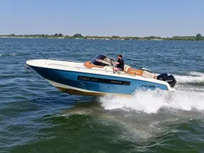 Invictus 270 CX