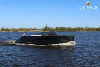Proton Yachts 28 Lounge