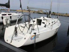 J Boats J109 Customer Contact Company