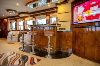 Thumbnail von New Ocean Yachts 95 LADY EILEEN II