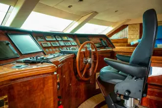 Thumbnail von New Ocean Yachts 95 LADY EILEEN II