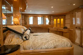 Thumbnail von New Ocean Yachts 95 LADY EILEEN II