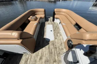 Thumbnail von Crest Boats Continental SLS 25'