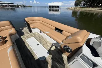Thumbnail von Crest Boats Continental SLS 25'