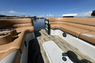 Thumbnail von Crest Boats Continental SLS 25'