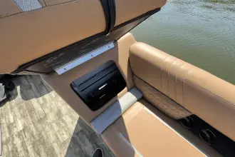 Thumbnail von Crest Boats Continental SLS 25'
