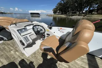 Thumbnail von Crest Boats Continental SLS 25'