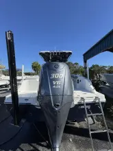 Thumbnail von Hurricane Center Console 24 OB