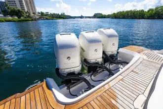 Thumbnail von Sea Ray SLX 400