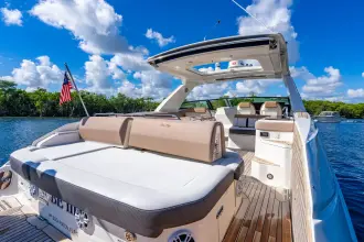Thumbnail von Sea Ray SLX 400
