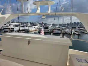 Thumbnail von Cruisers Yachts 50 FLY