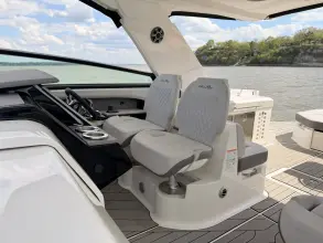 Thumbnail von Sea Ray SLX 400