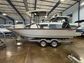 Thumbnail von Boston Whaler 210 Montauk