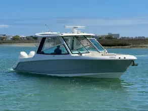 Boston Whaler 330 Vantage