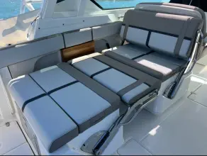 Thumbnail von Boston Whaler 330 Vantage